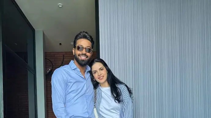natasha hardik wife
