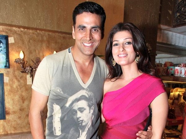 akshay kumar wife age