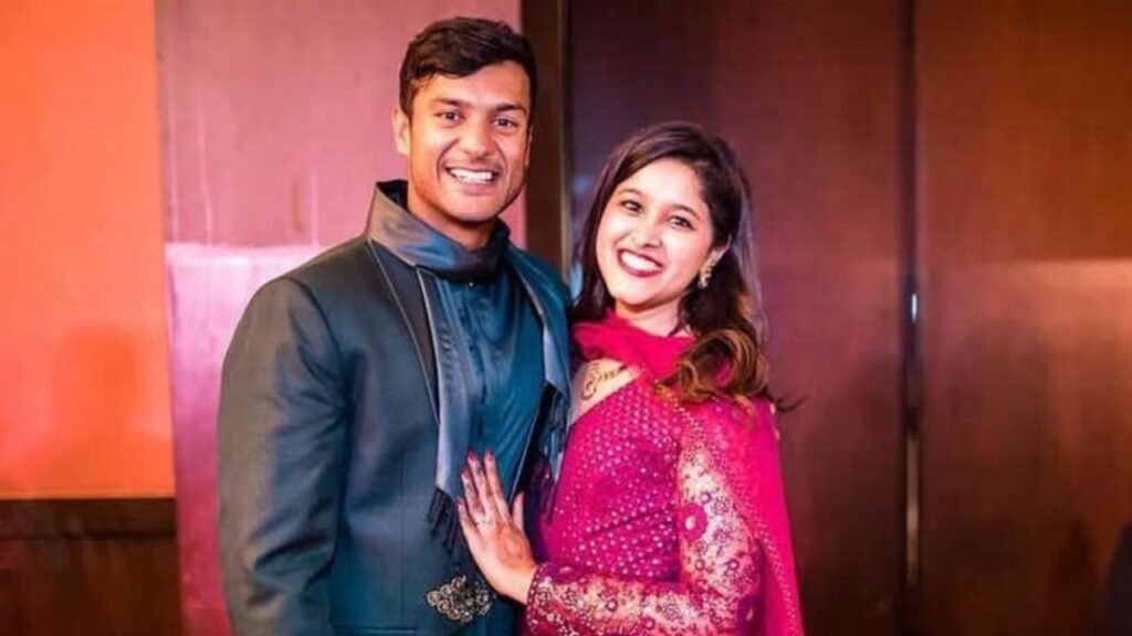 mayank agarwal wife