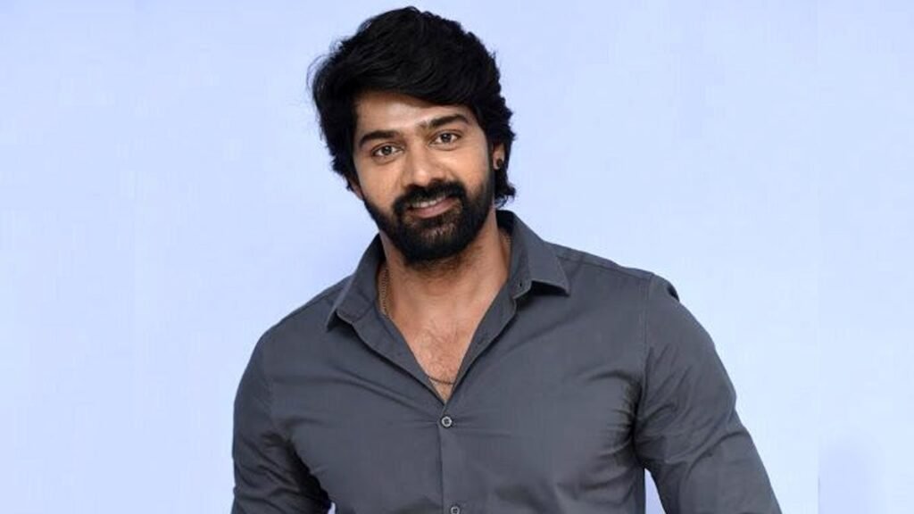 naveen chandra wife