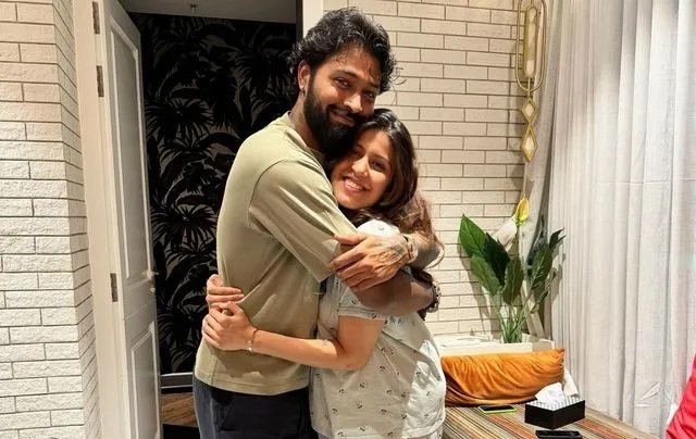 krunal pandya wife