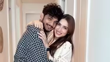 munawar faruqui wife name