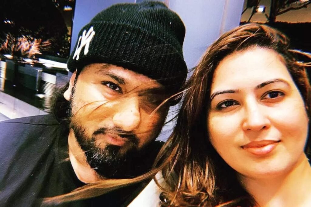 yo yo honey singh wife