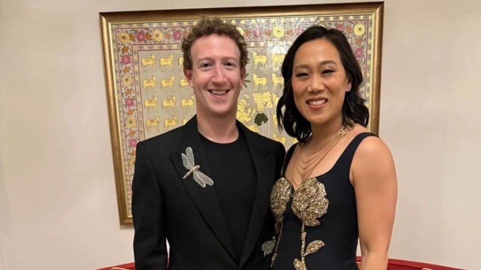 mark zuckerberg wife