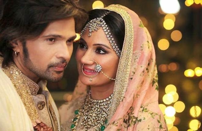 himesh reshammiya wife