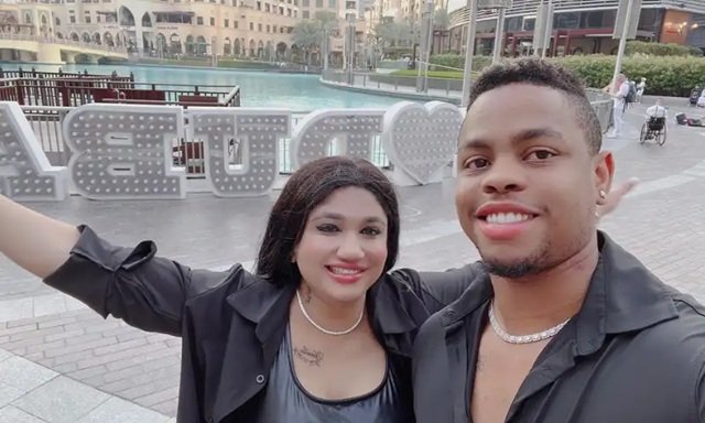 shimron hetmyer wife